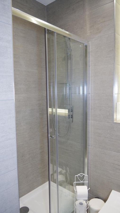 Luxurious Short Stay Flat In Milton Keynes Exterior foto