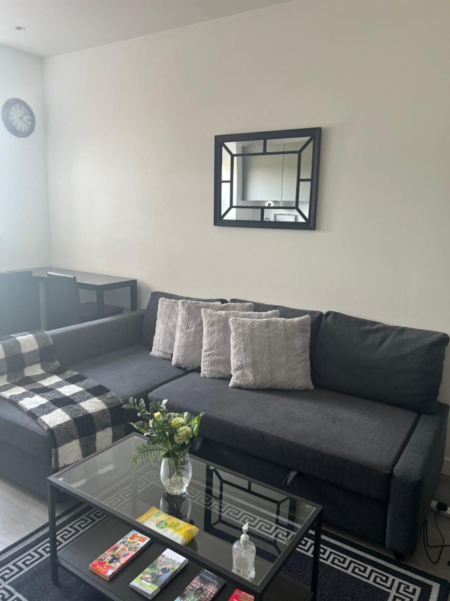 Luxurious Short Stay Flat In Milton Keynes Exterior foto